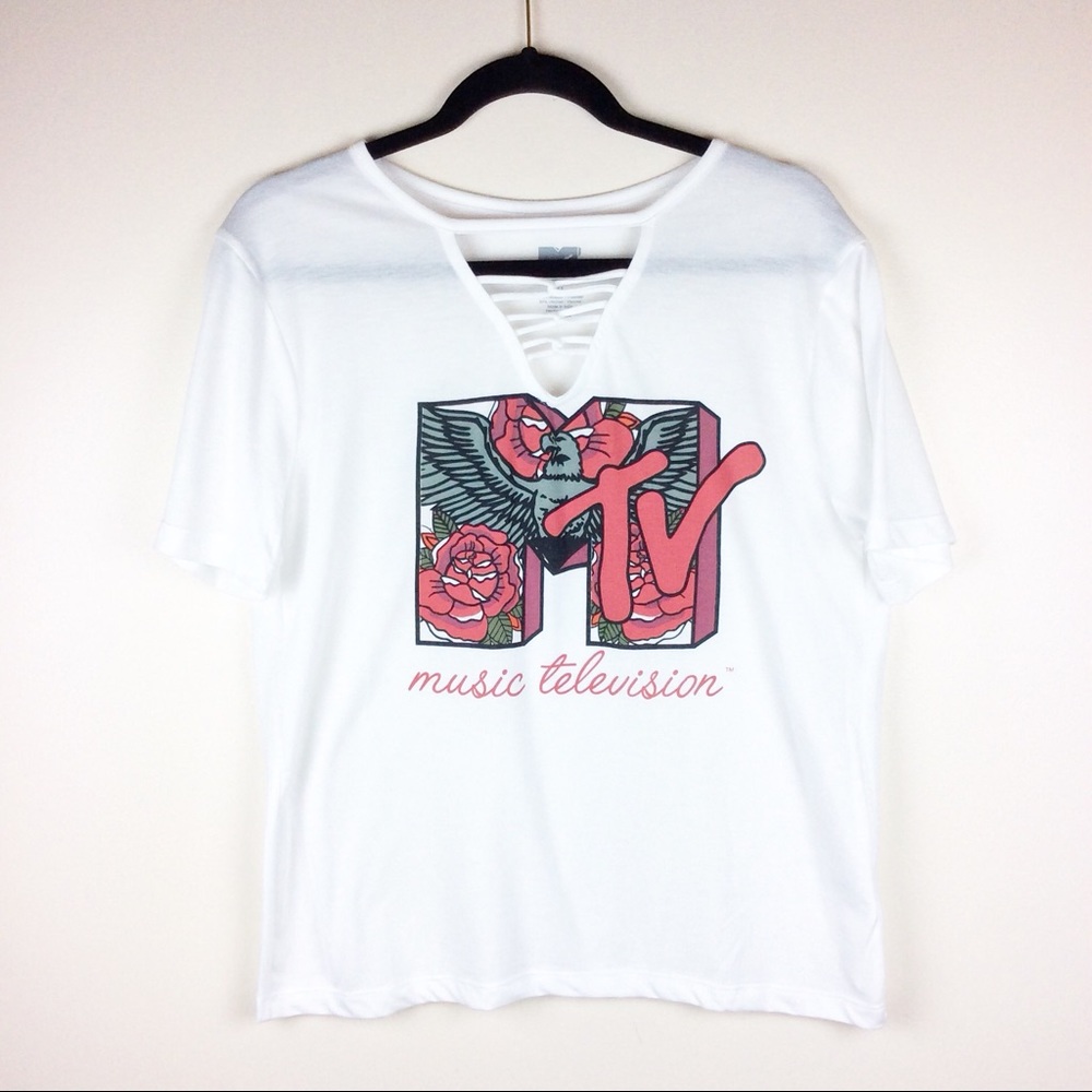 Lace Up Front MTV XL Graphic T-Shirt